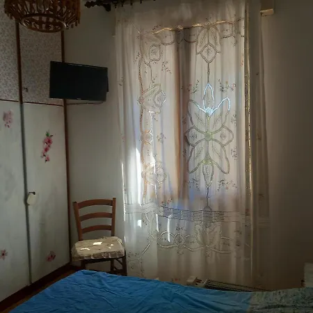 Apartmán Con Piscina E Giardino