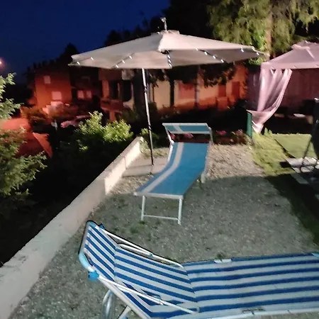 Apartman Con Piscina E Giardino Tolè